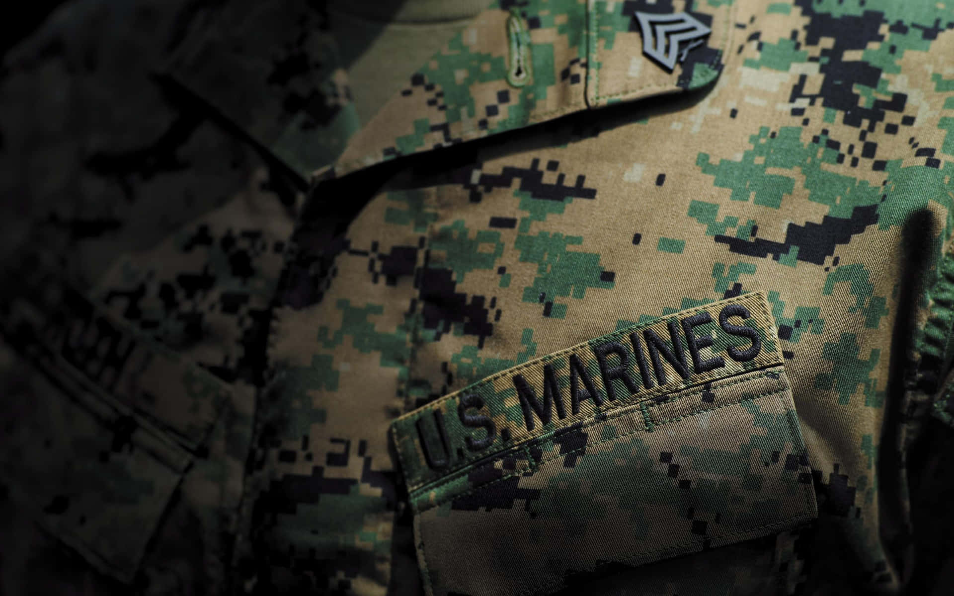 An American Soldier Stands Ready To Protect Their Country From Wallpaper