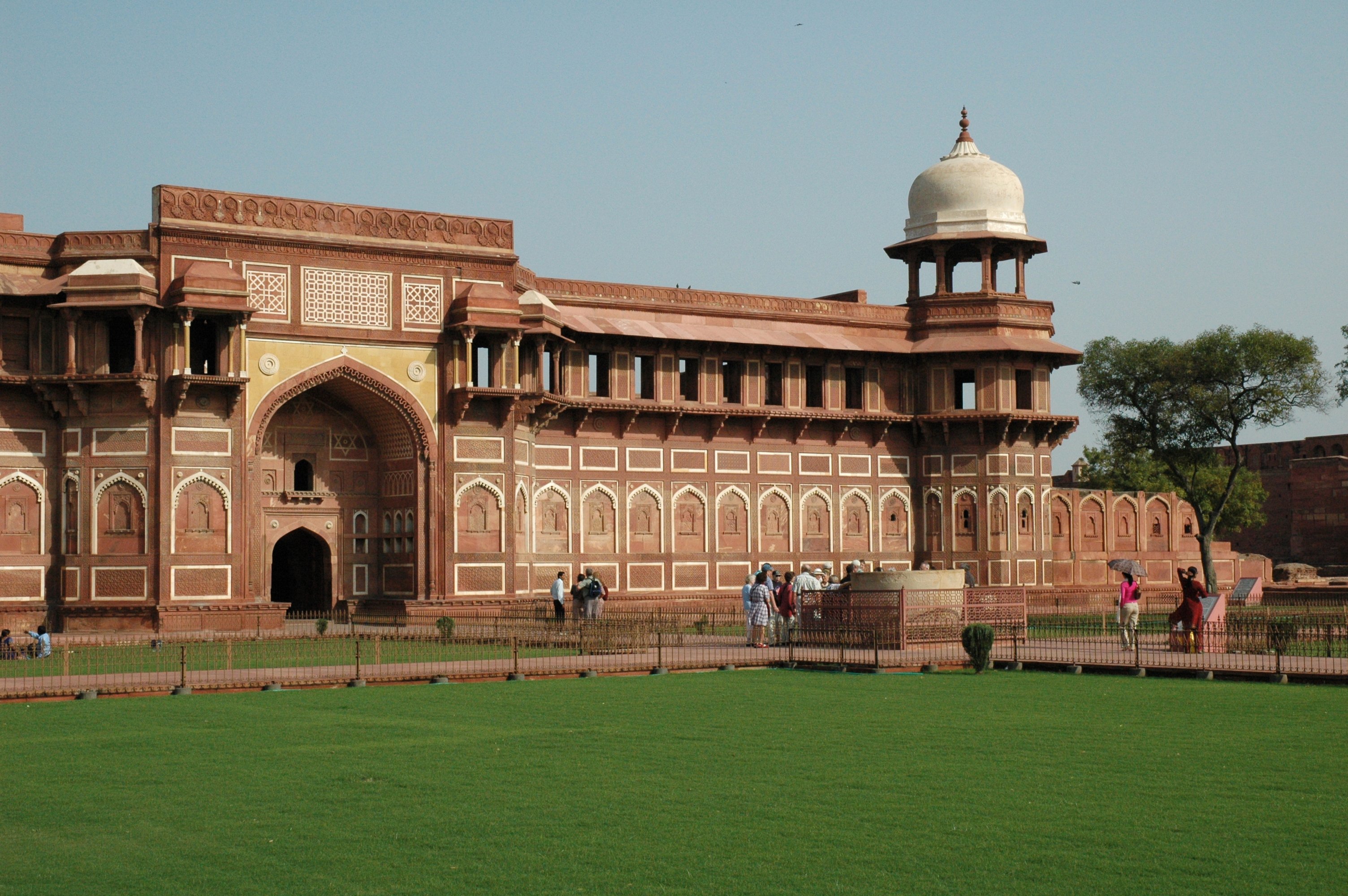 Red Fort In Agra Wallpaper And Image Pictures Photos