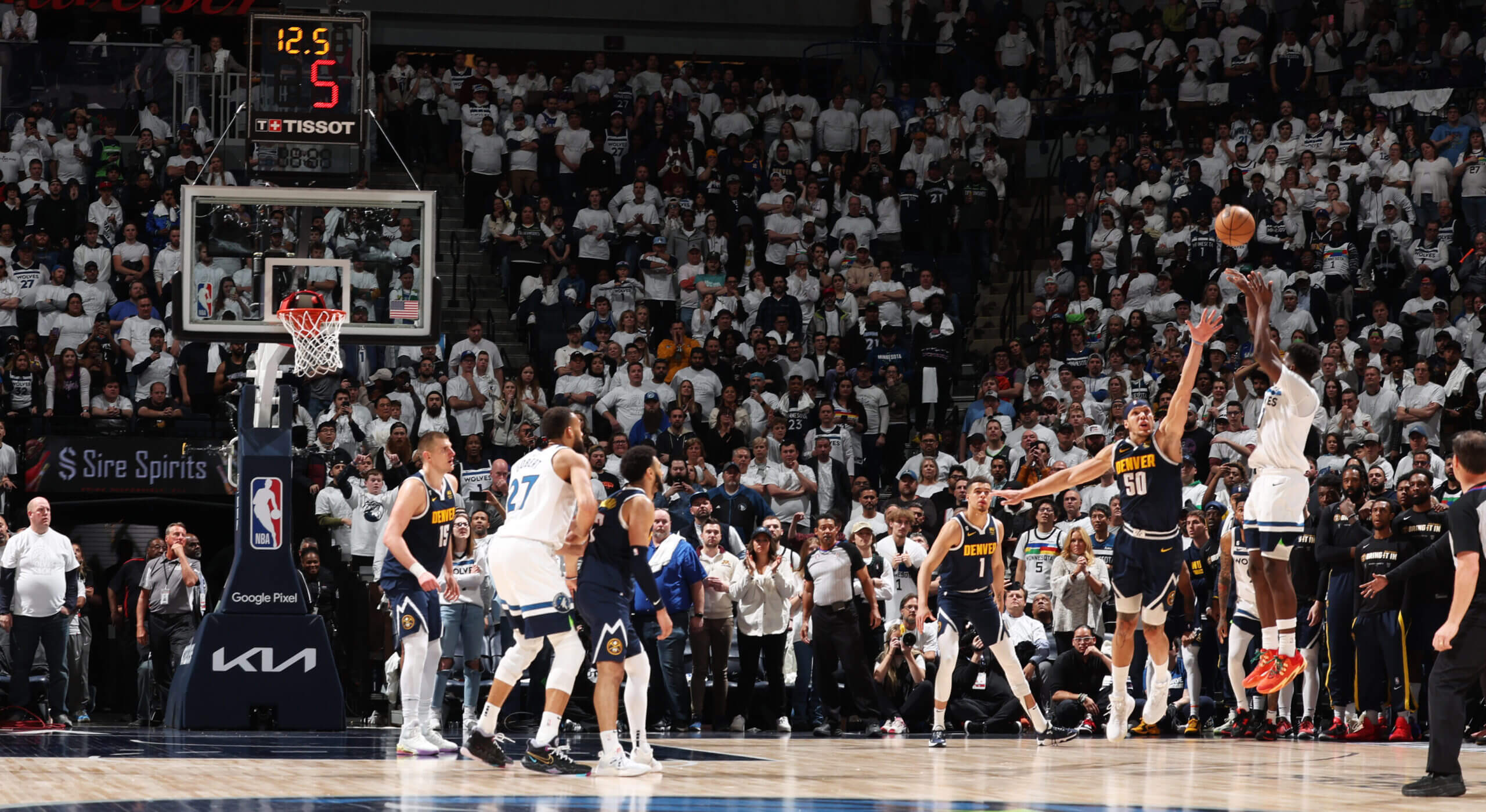 The Magnetism Of Anthony Edwards Wills Timberwolves To A Face Wallpaper
