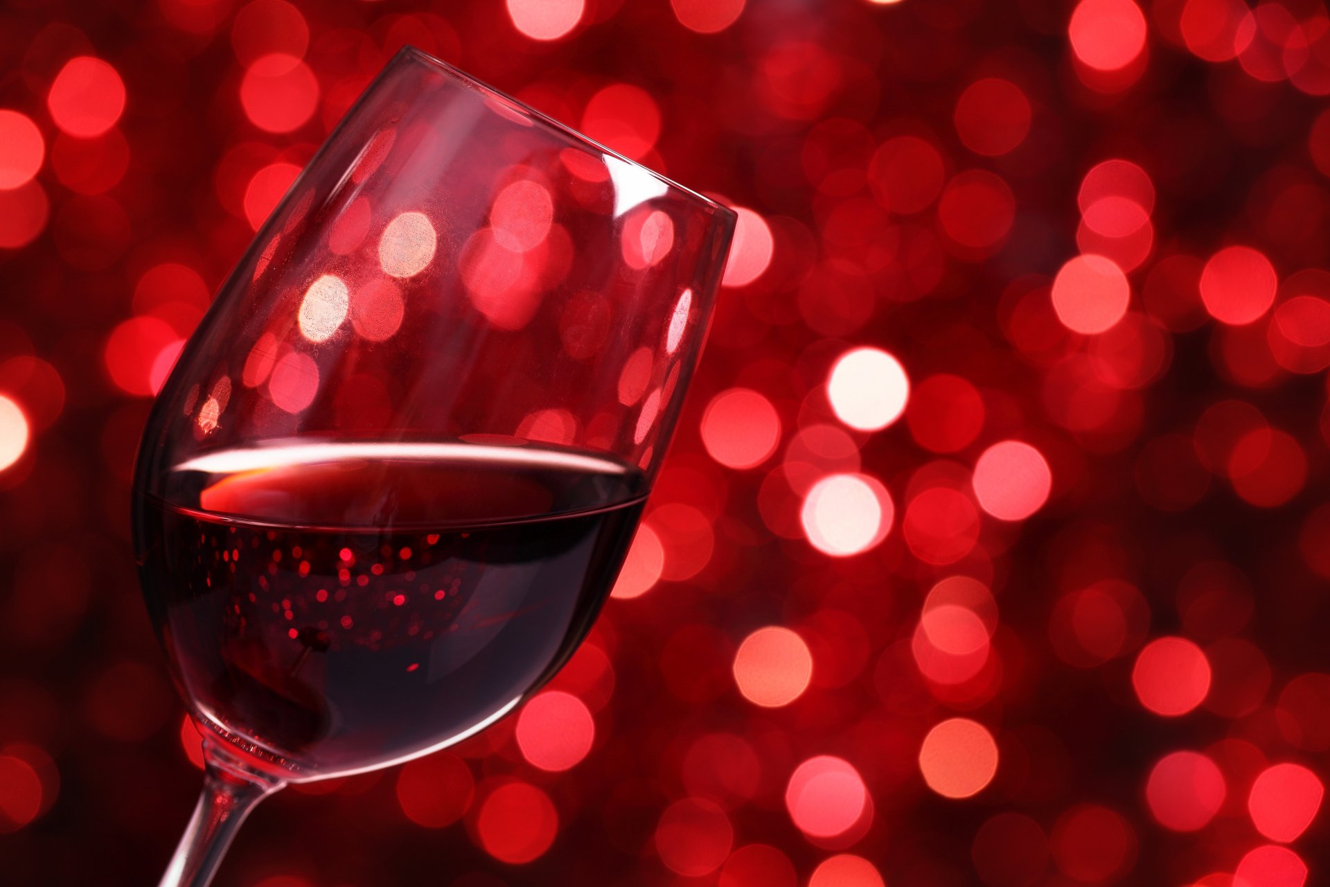 Red Wine Delight Wallpaper