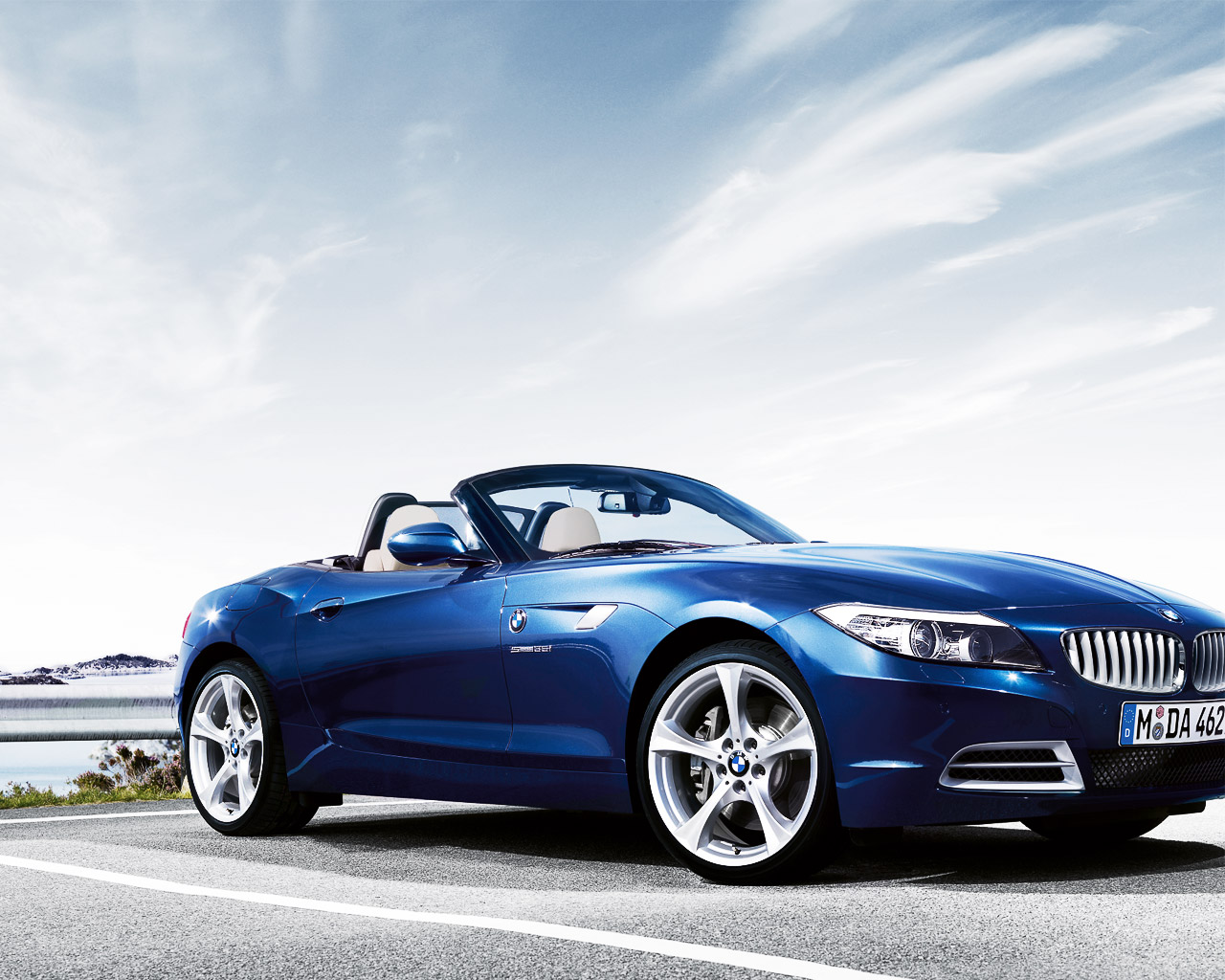 THE most amazing 2009 BMW Z4 wallpapers