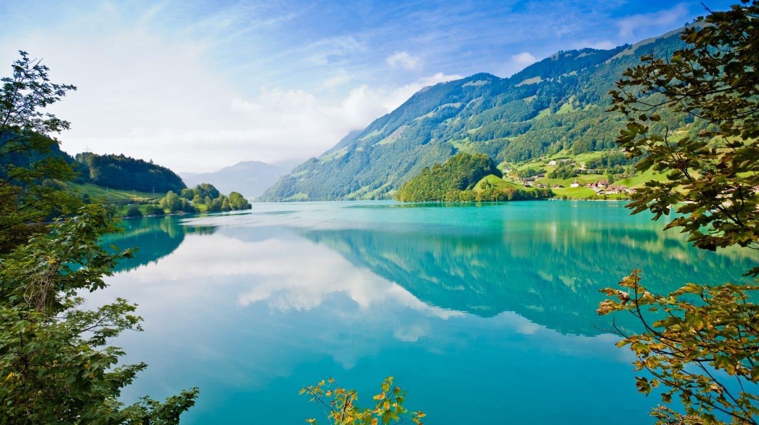 What Is The Difference Between A Pond And Lake Wallpaper