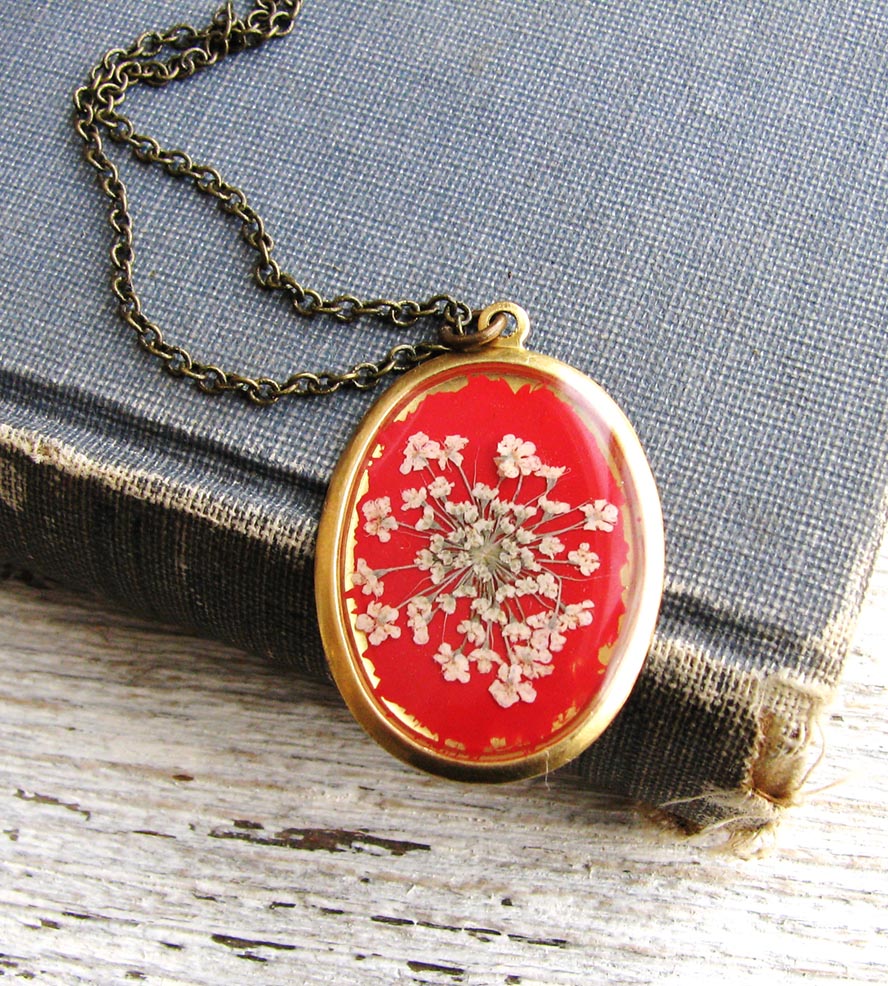 Queen Anne S Lace Pressed Flower Necklace Red Background A Wearable