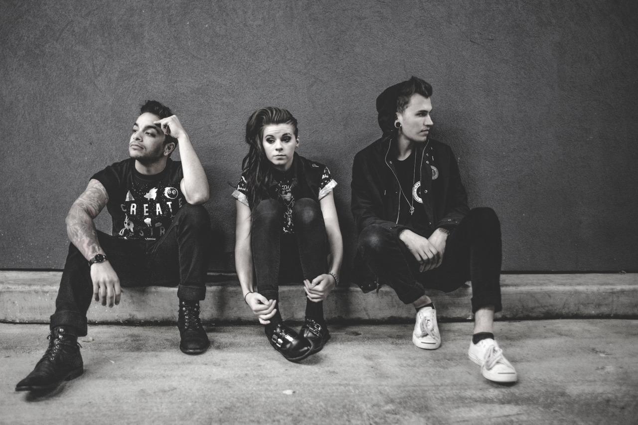 Glamourkills Pvris For The New Gk Zine Available In All Orders Until
