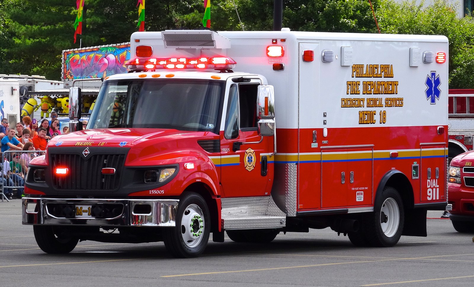  rescue fire truck suv Emergency medic cars pompier camion wallpaper