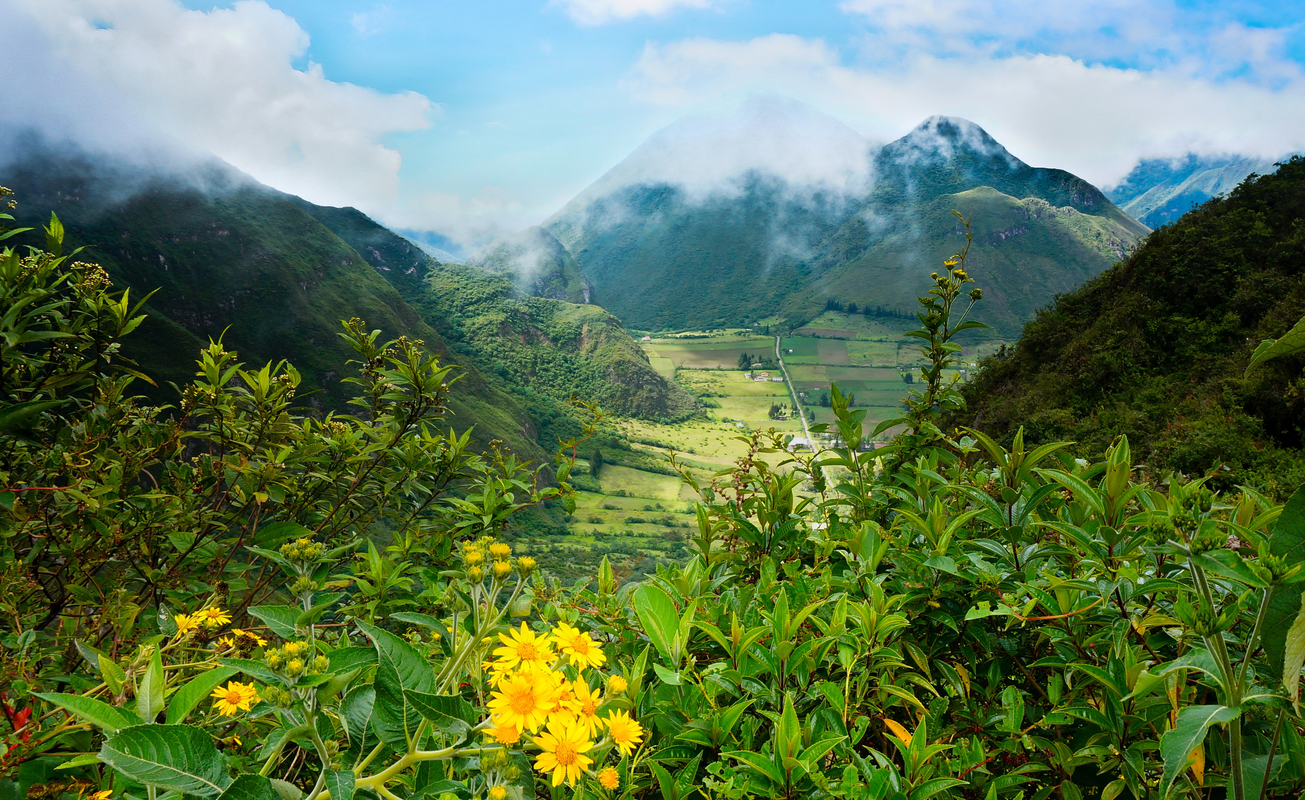 Mountains Of Ecuador 4k Ultra HD Wallpaper Background Image