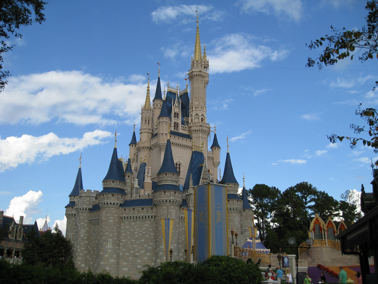 Disney Castle Screensavers