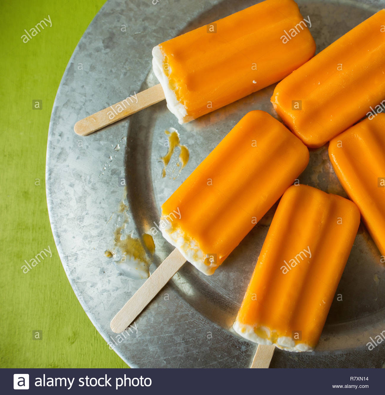 [36+] Creamsicle Backgrounds WallpaperSafari