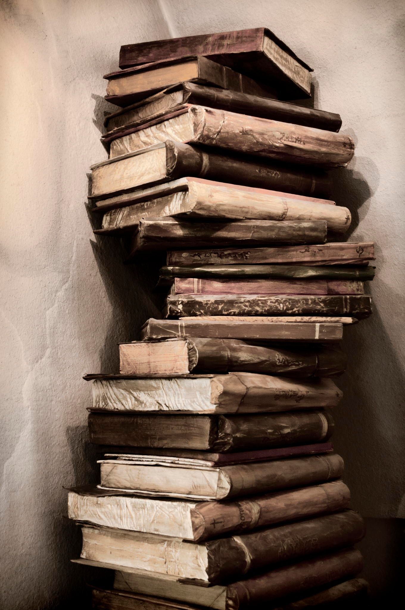 Old Books Wallpaper