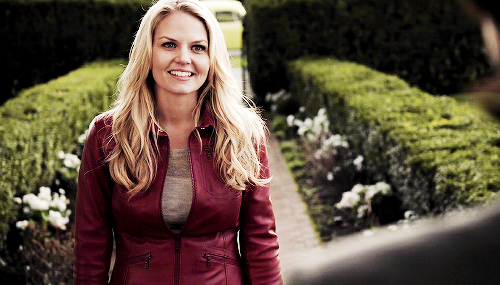 Emma Swan Wallpaper And Background Image In The Once Upon A Time