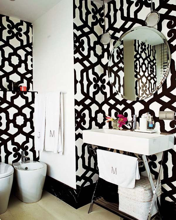 White Wallpaper Decorating Bath Room Lavatory Eclectic Home Decor