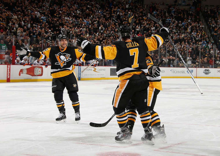 Penguins Vs Islanders Pittsburgh Photos