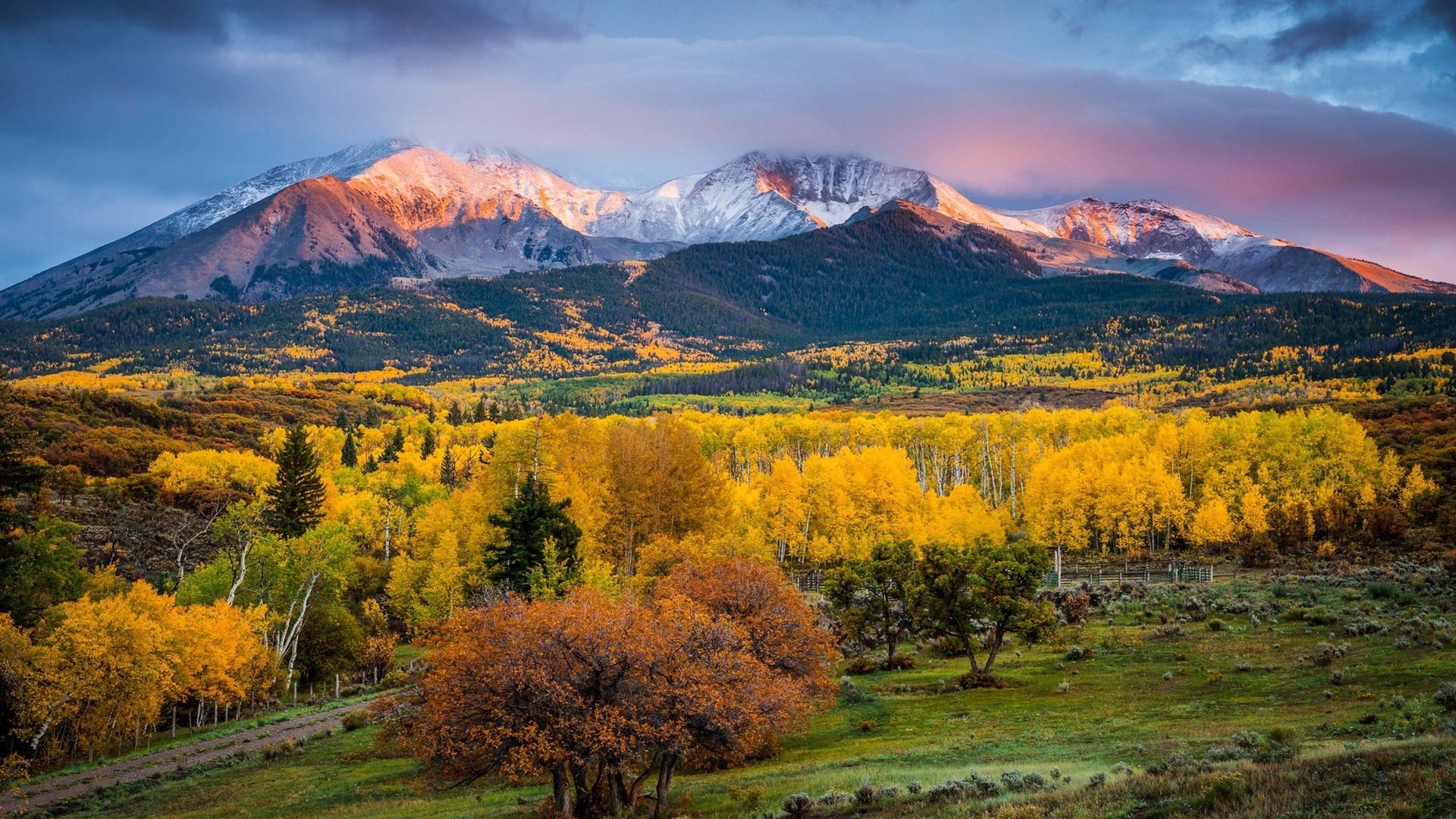 Colorado Rocky Mountains Sunrise Wallpaper