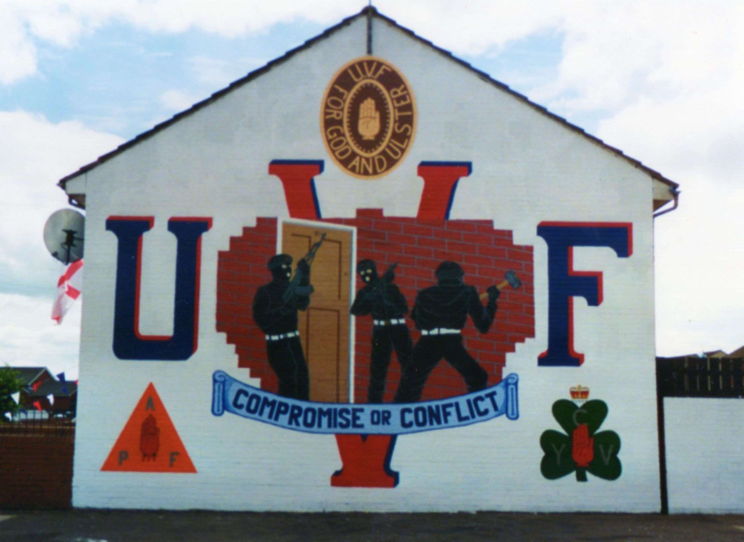 Uvf Mural Lower Shankill Road Belfast Militant Murals In