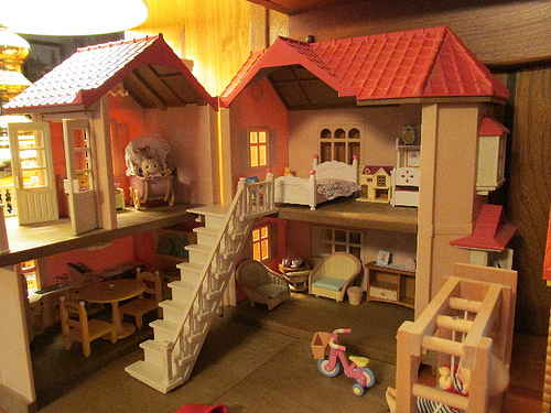 Calico Critters Townhouse Photo Sharing
