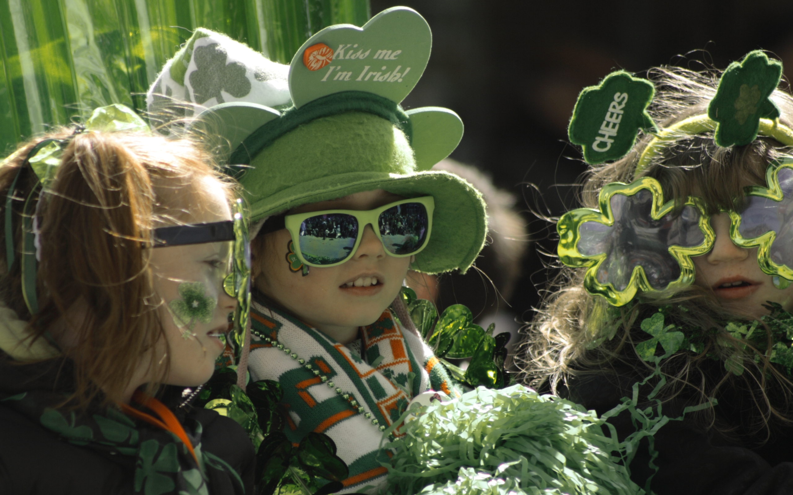Irish Kids Celebrating St Patricks Day HD Wallpaper Stylish