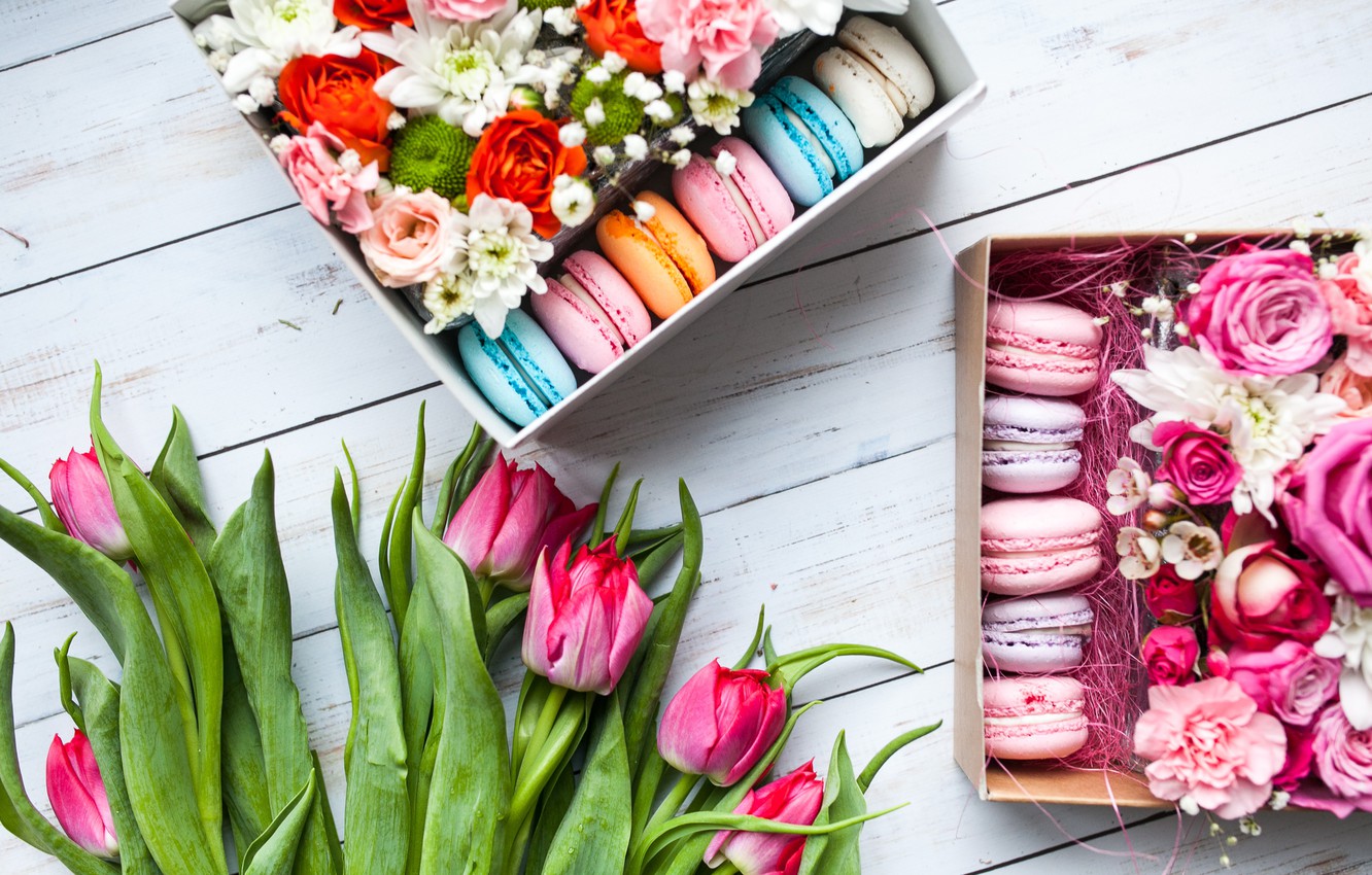 Wallpaper Flowers Bouquet Tulips Pink Box Macarons Image For