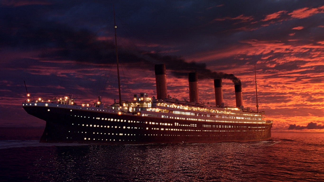 Timeless Love: Kate Winslet and Leonardo DiCaprio in Titanic