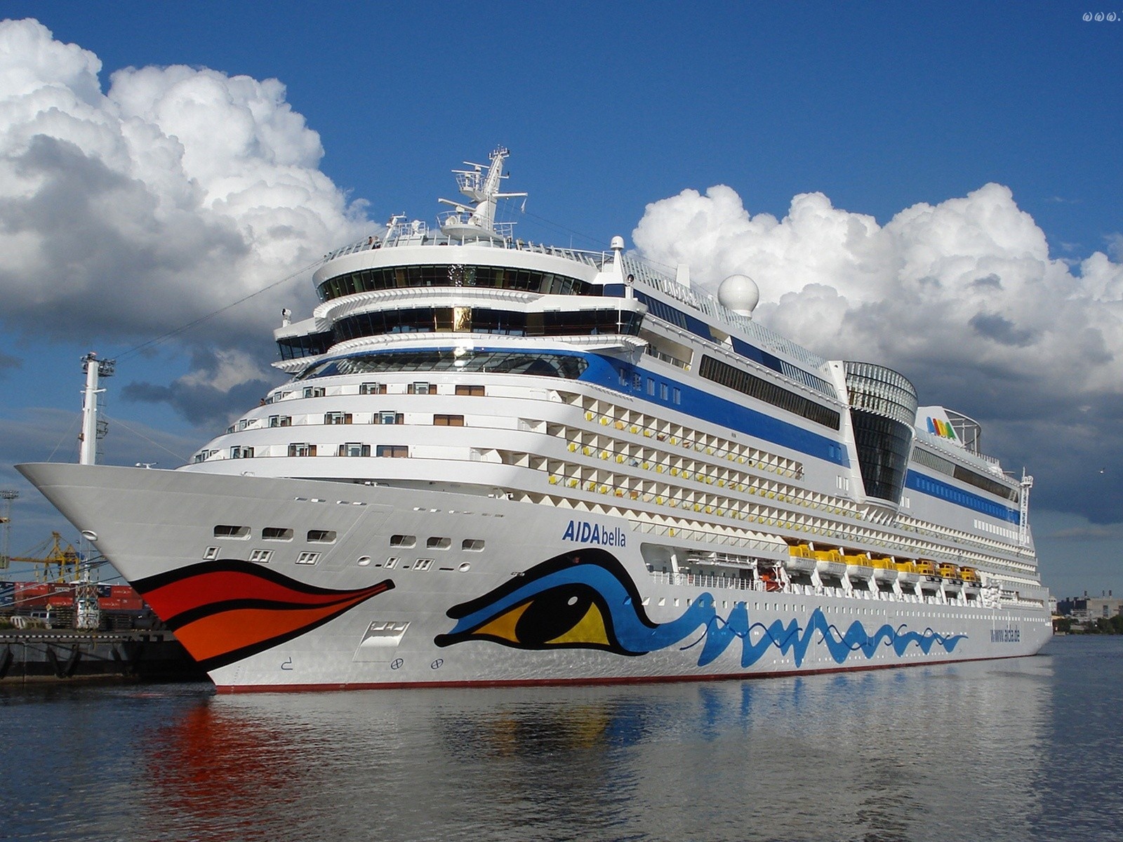 Aida Bella Ship Wallpaper In Cruise