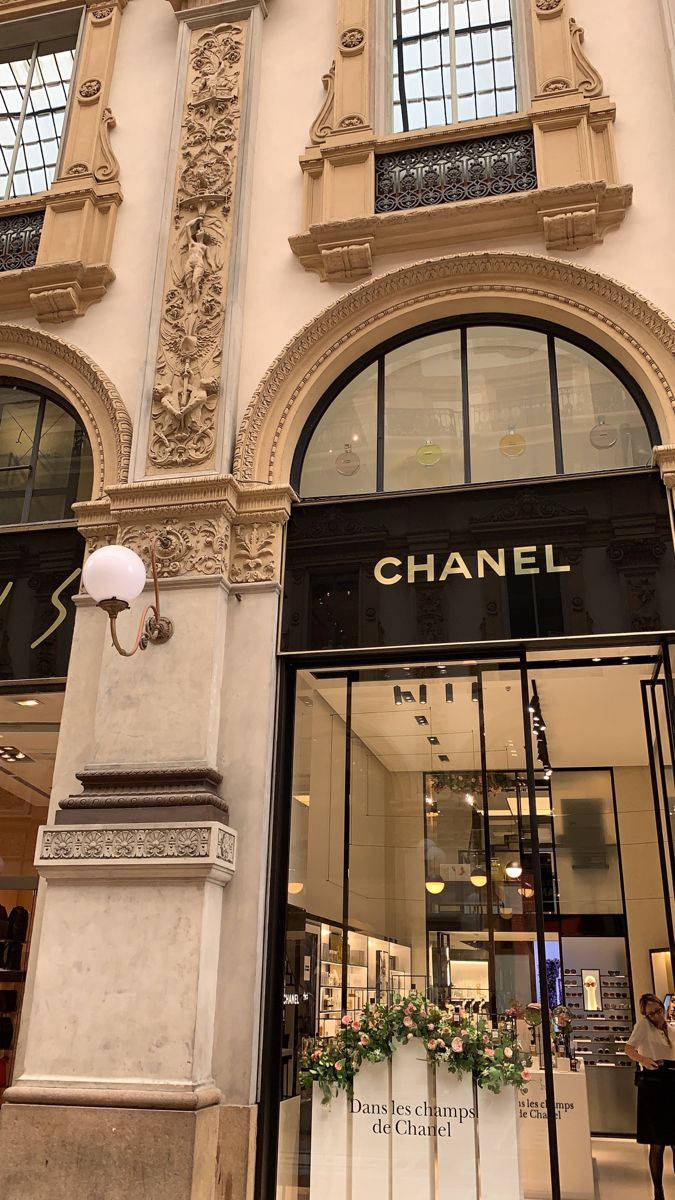 Chanel Aesthetic Wallpaper