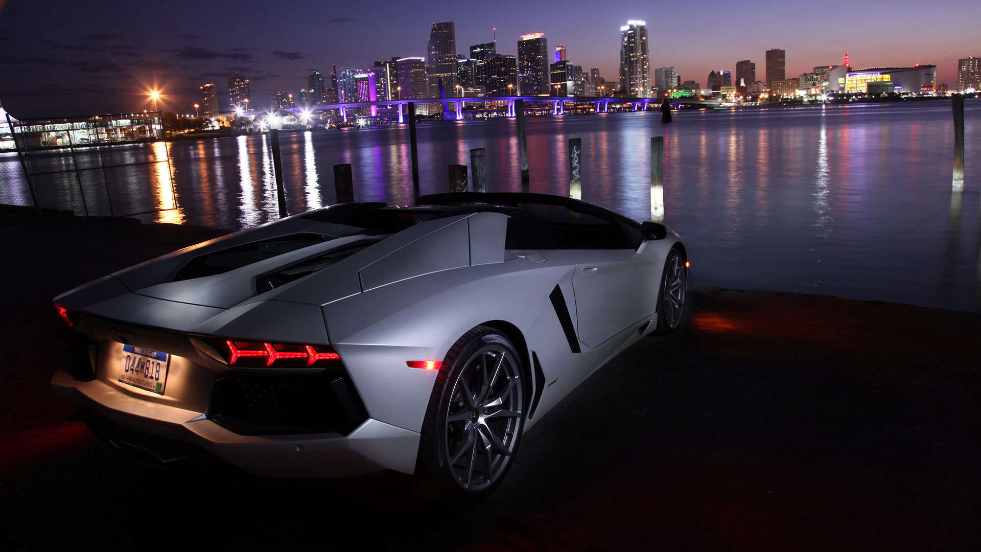 Lamborghini Aventador Lp700 Roadster HD Wallpaper 1080p