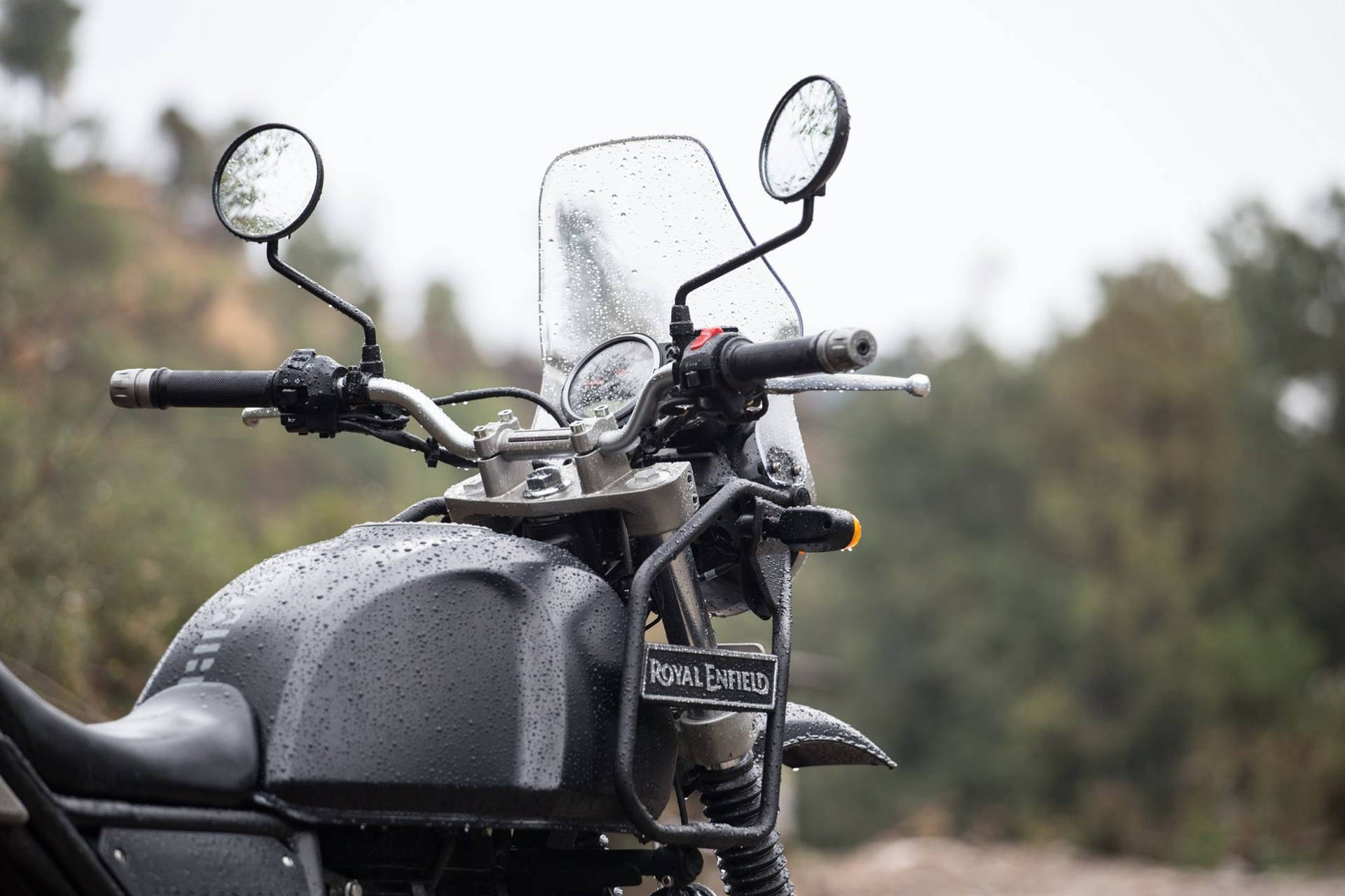 Himalayan Bike Side Wallpaper