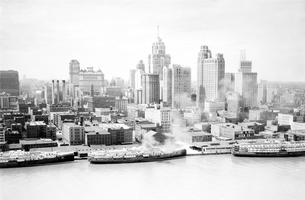 Free Download VINTAGE DETROIT SKYLINE GLOSSY POSTER PICTURE PHOTO