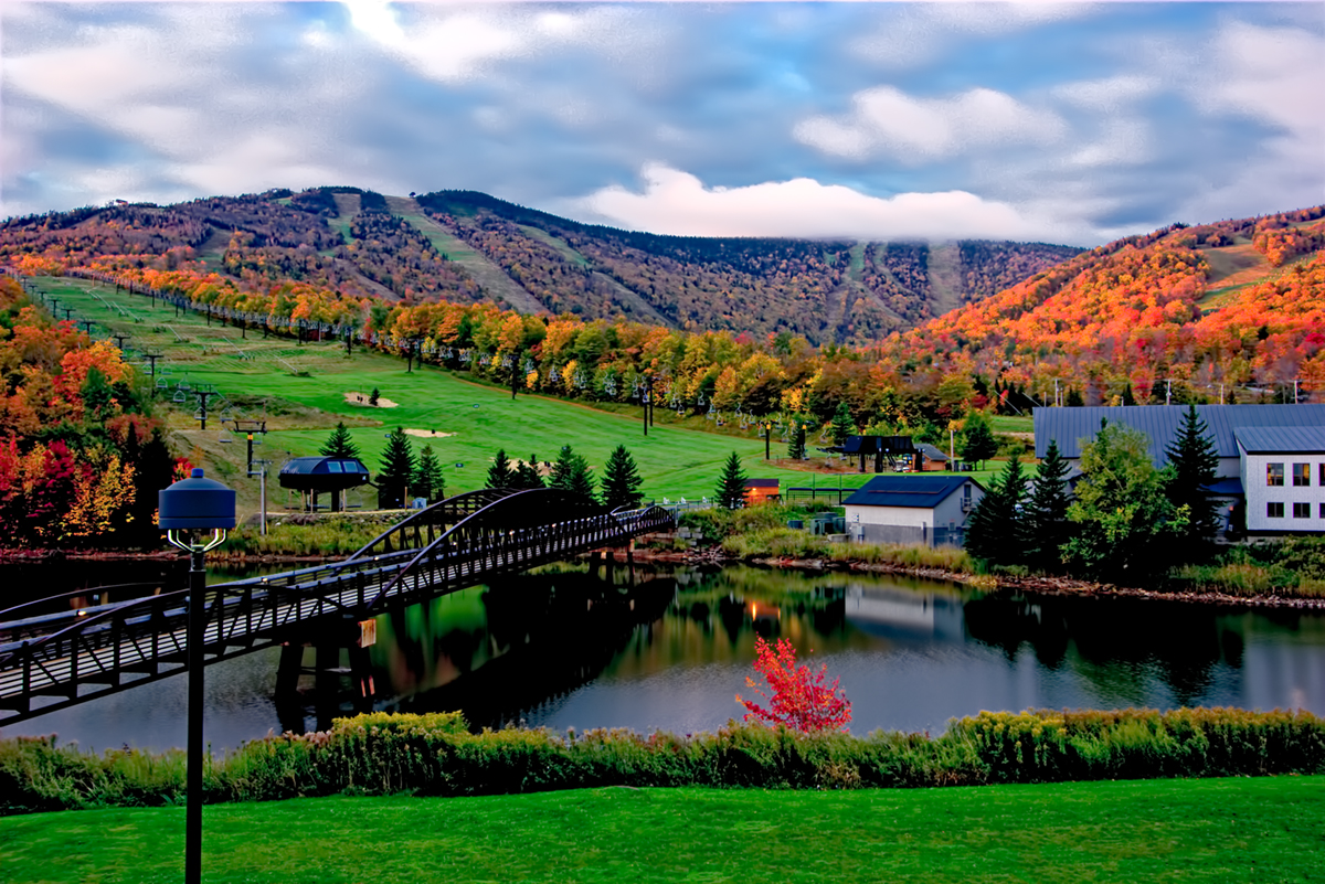 Vermont Autumn Background Wallpaper