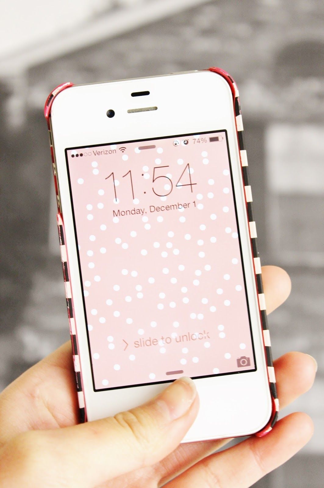Clover and Dot 7 Ways to Clear and Organize Your iPhone plus