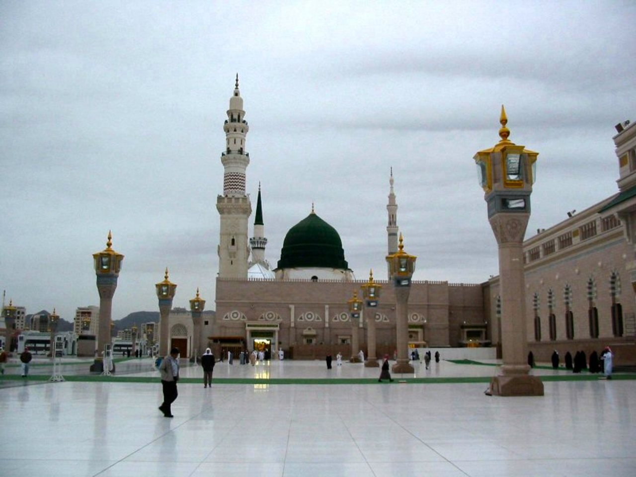 Free download buried there in masjid e nabawi following are hd ...