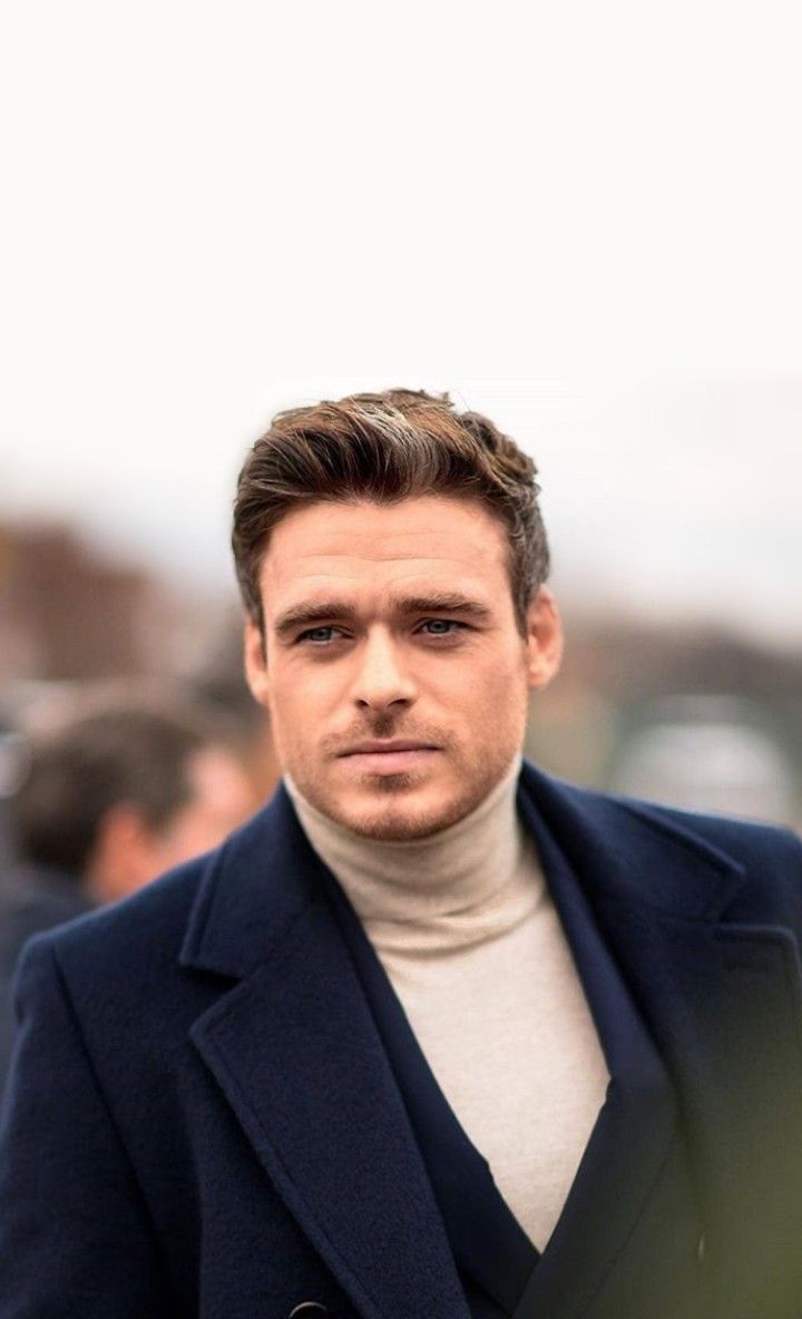 Richard Madden Wallpaper