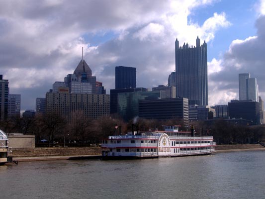 Pittsburgh skyline scenes photographer Susan Funk 533x400