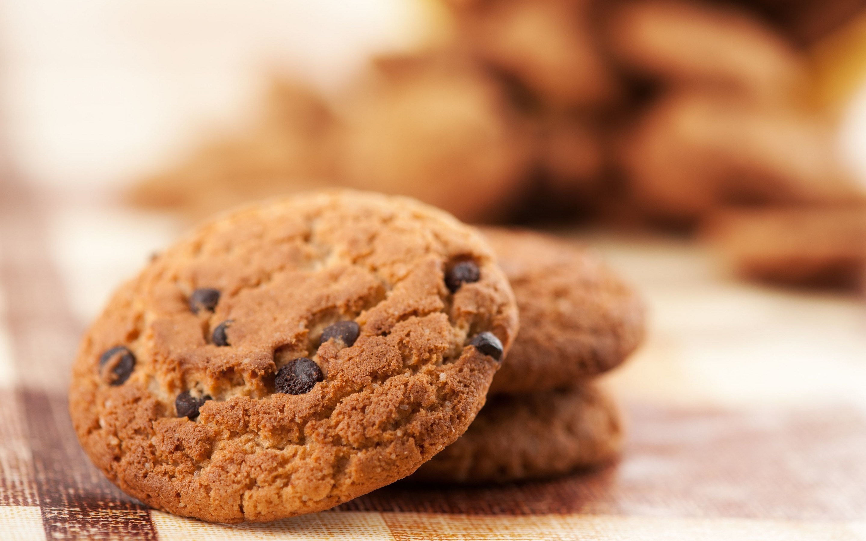 Chocolate Chip Cookie Background Wallpaper