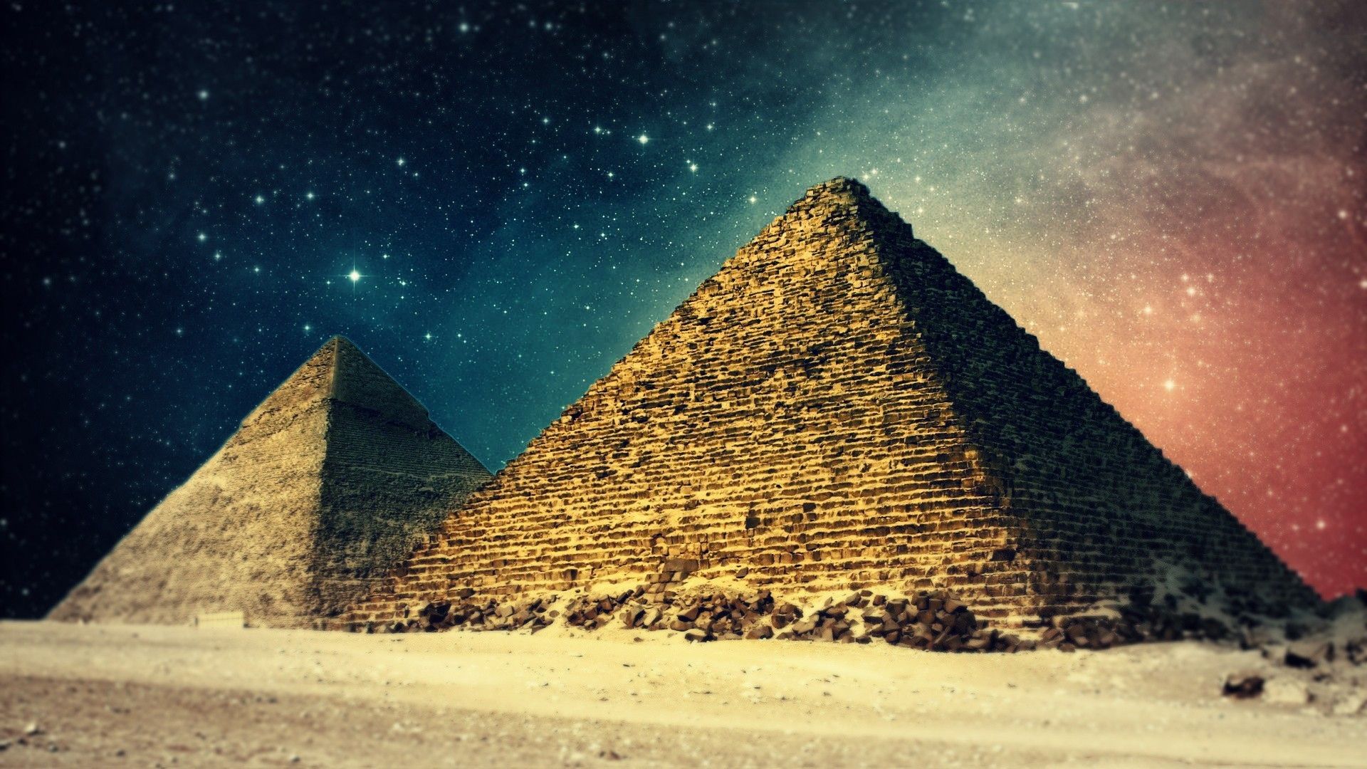 Egyptian Wallpaper Image With Great Pyramid Of