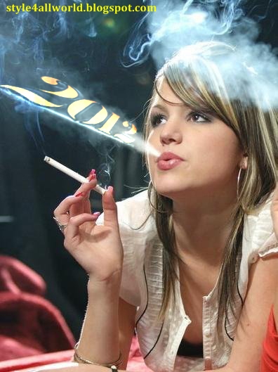 47 Girl Smoking Wallpaper On Wall