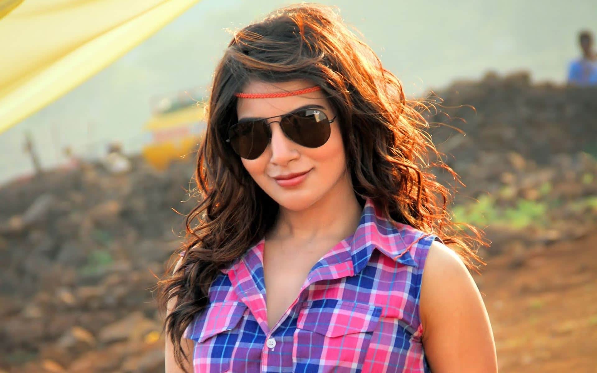 Samantha Ruth Prabhu Cute Smile Wallpaper