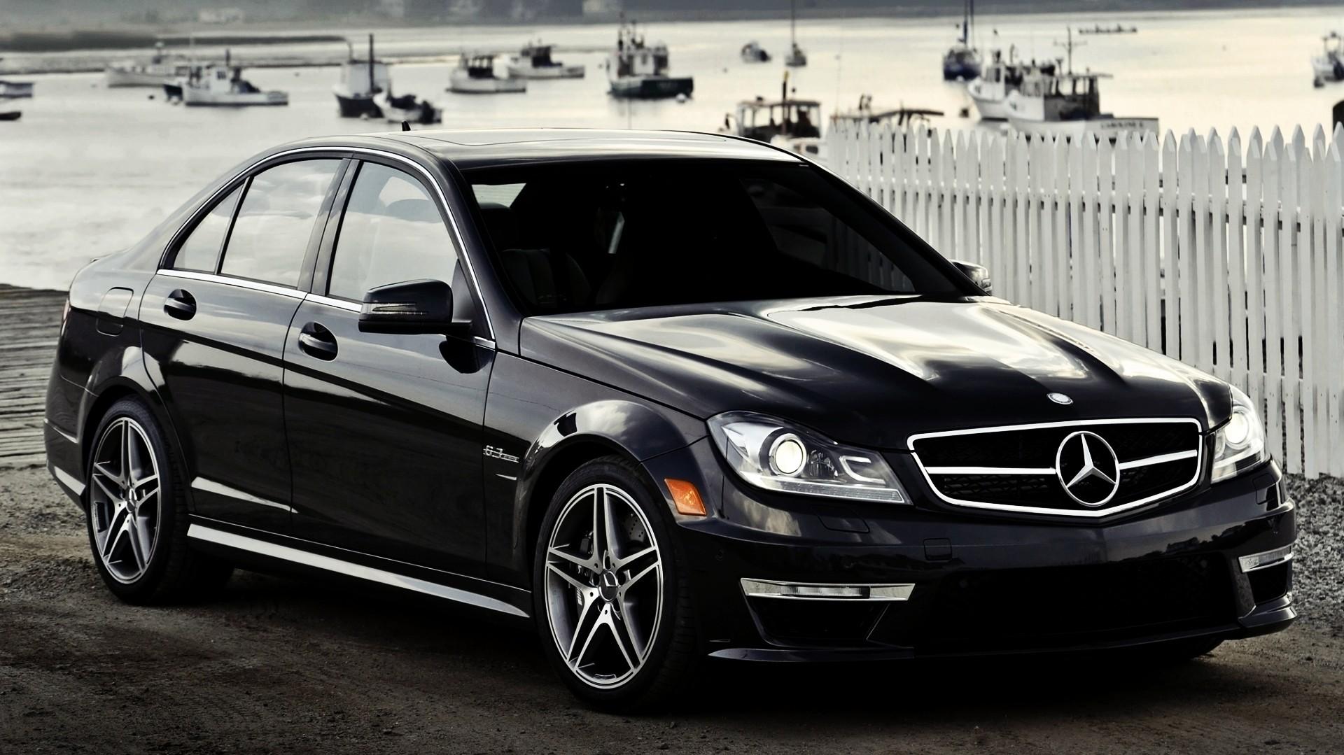 Mercedes Benz C Class Black Wallpaper