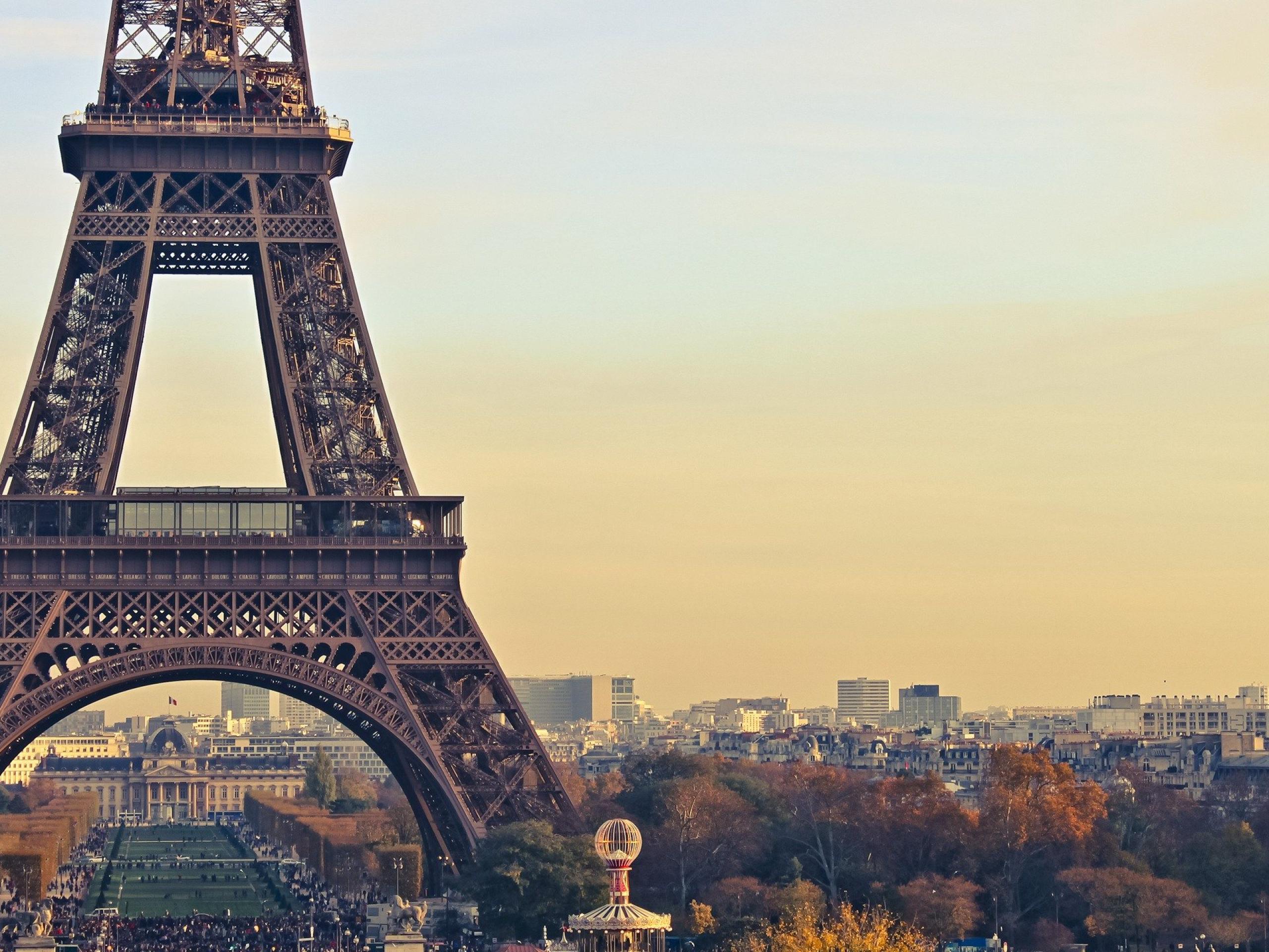 Eiffel Tower Paris Desktop Wallpaper Background