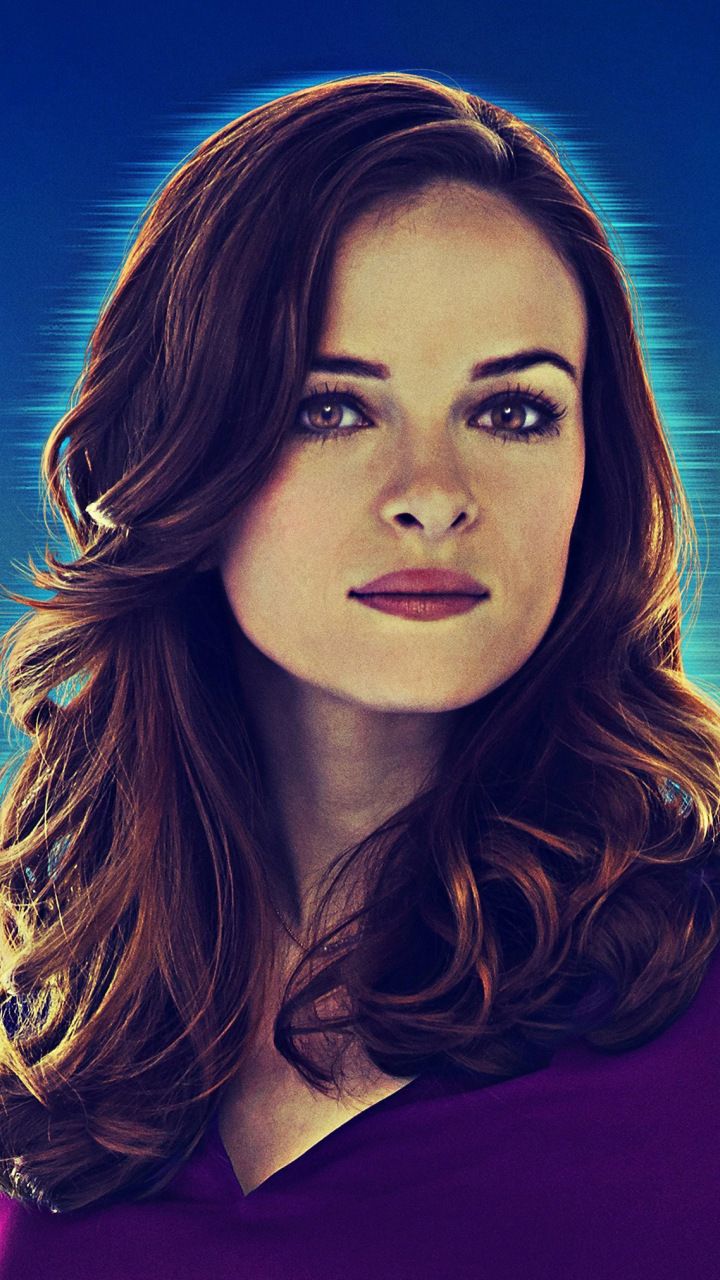 Danielle Panabaker Caitlin The Flash Tv Show