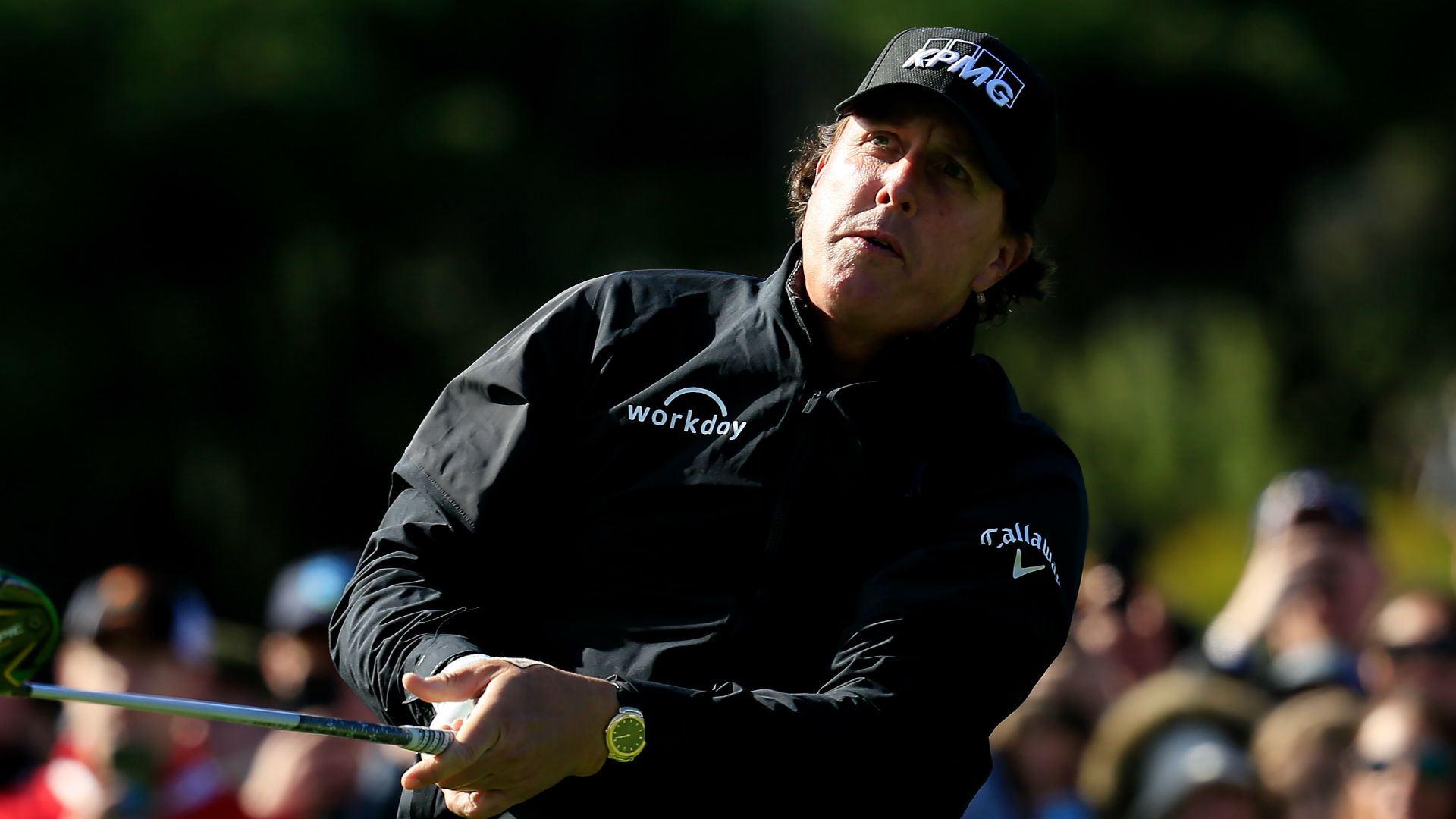 At T Pebble Beach Pro Am Phil Mickelson Leads As Final Round