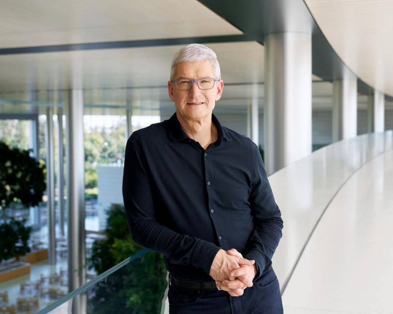 Tim Cook Background Wallpaper