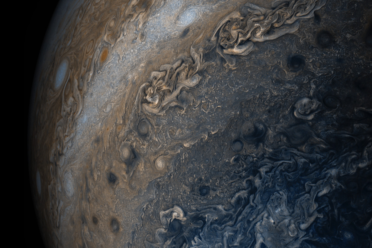 These New Image Of Jupiter Show Its Clouds In Stunning