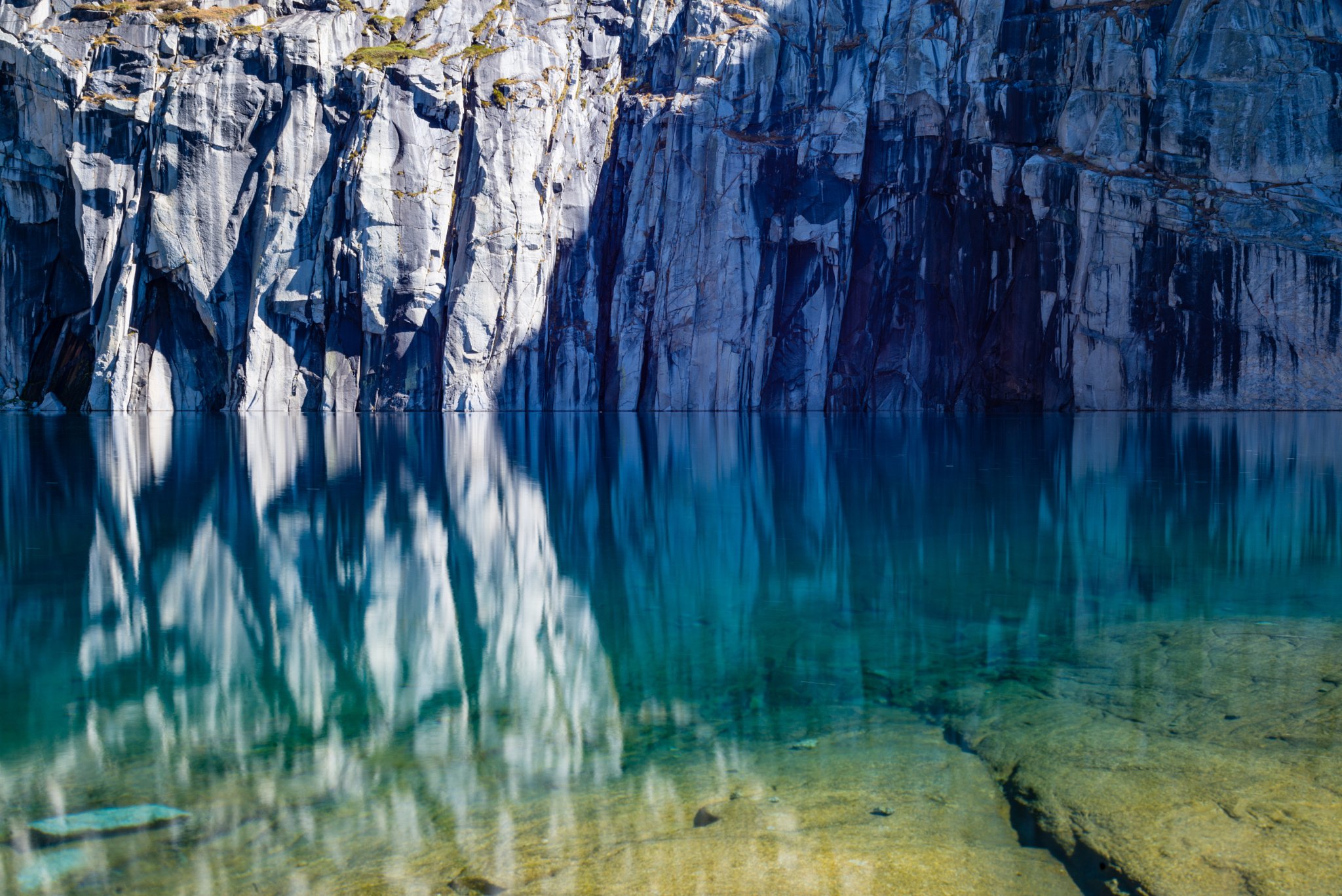 Precipice Lake High Sierra Trail Sequoia National Park HD Wallpaper