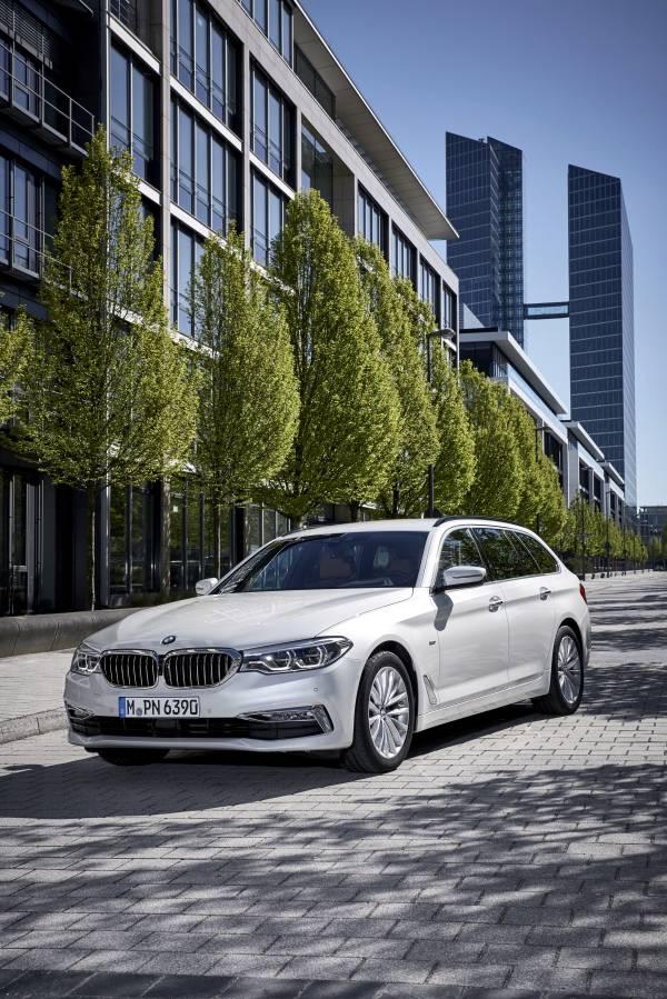 The New Bmw Series Touring Additional Photos