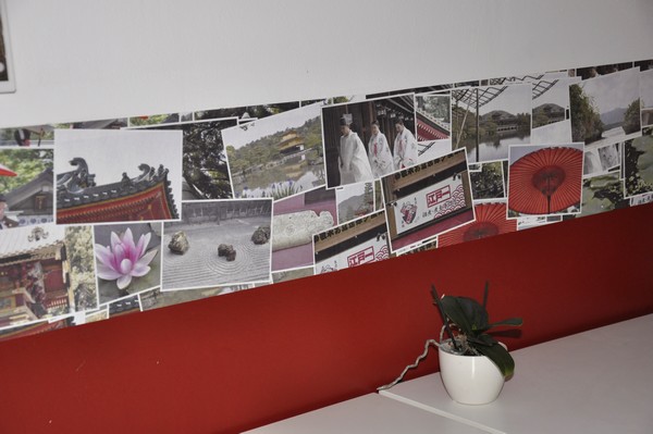 Custom Wallpaper Border Wallpapersafari Custom Wallpaper Borders From Bags Of Love Gift Ideas Blog 600x399