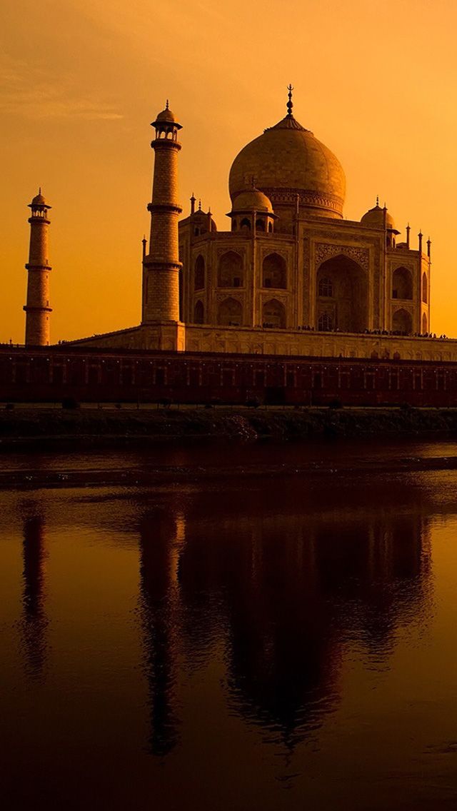iPhone Wallpaper HD Taj Mahal At Sunset Background