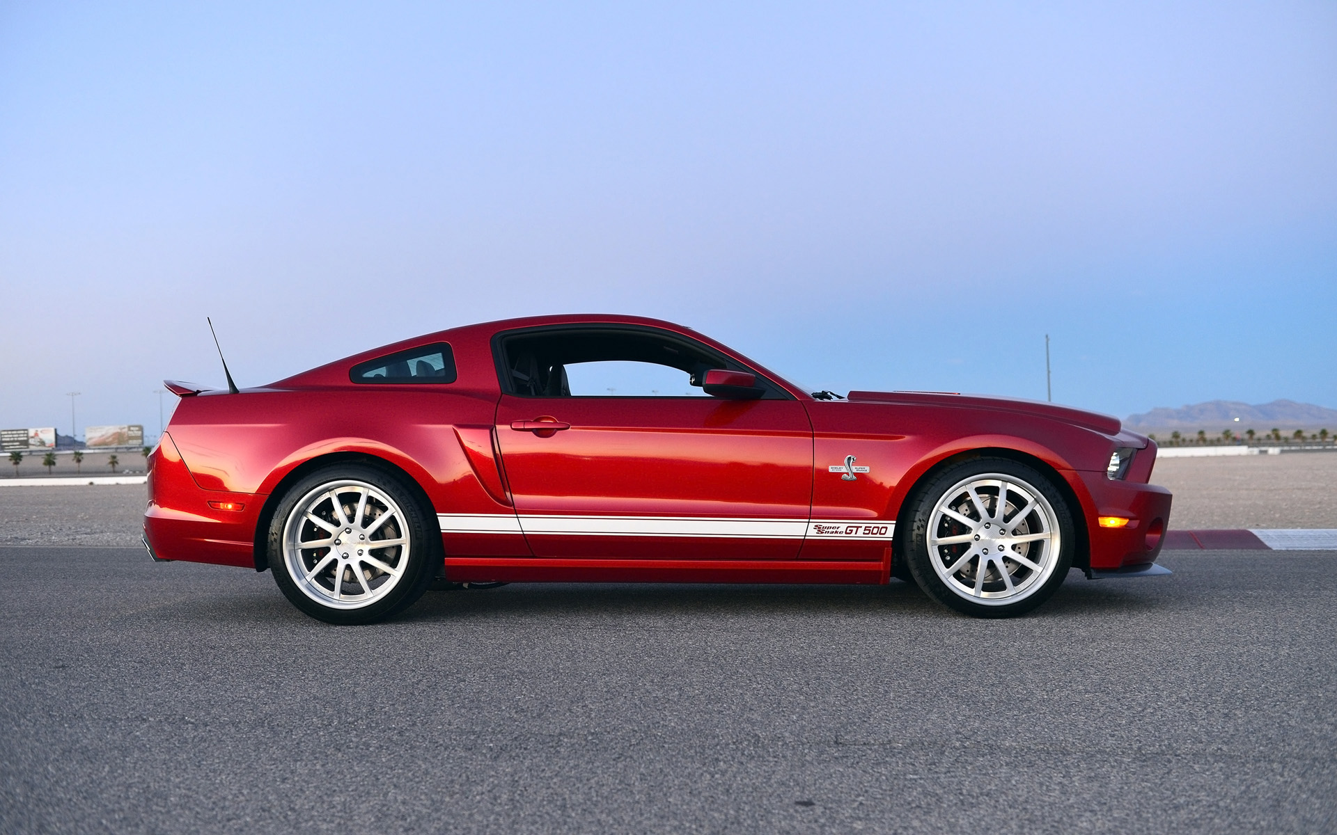 Ford Mustang Shelby Gt500 Super Snake Wallpaper Engine