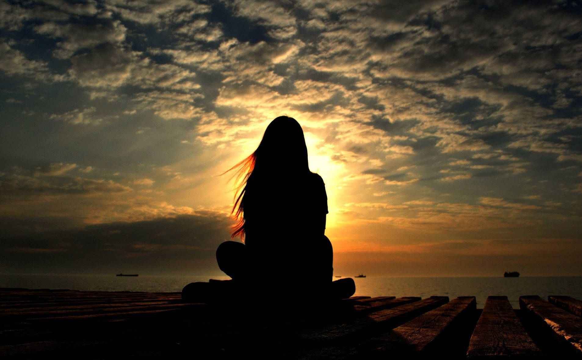 Sad Girl Wallpaper