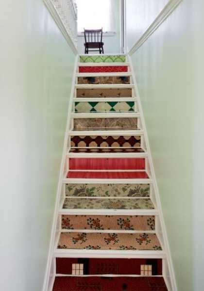 Adding Beautiful Wallpaper To Stairs Risers For Original Staircase