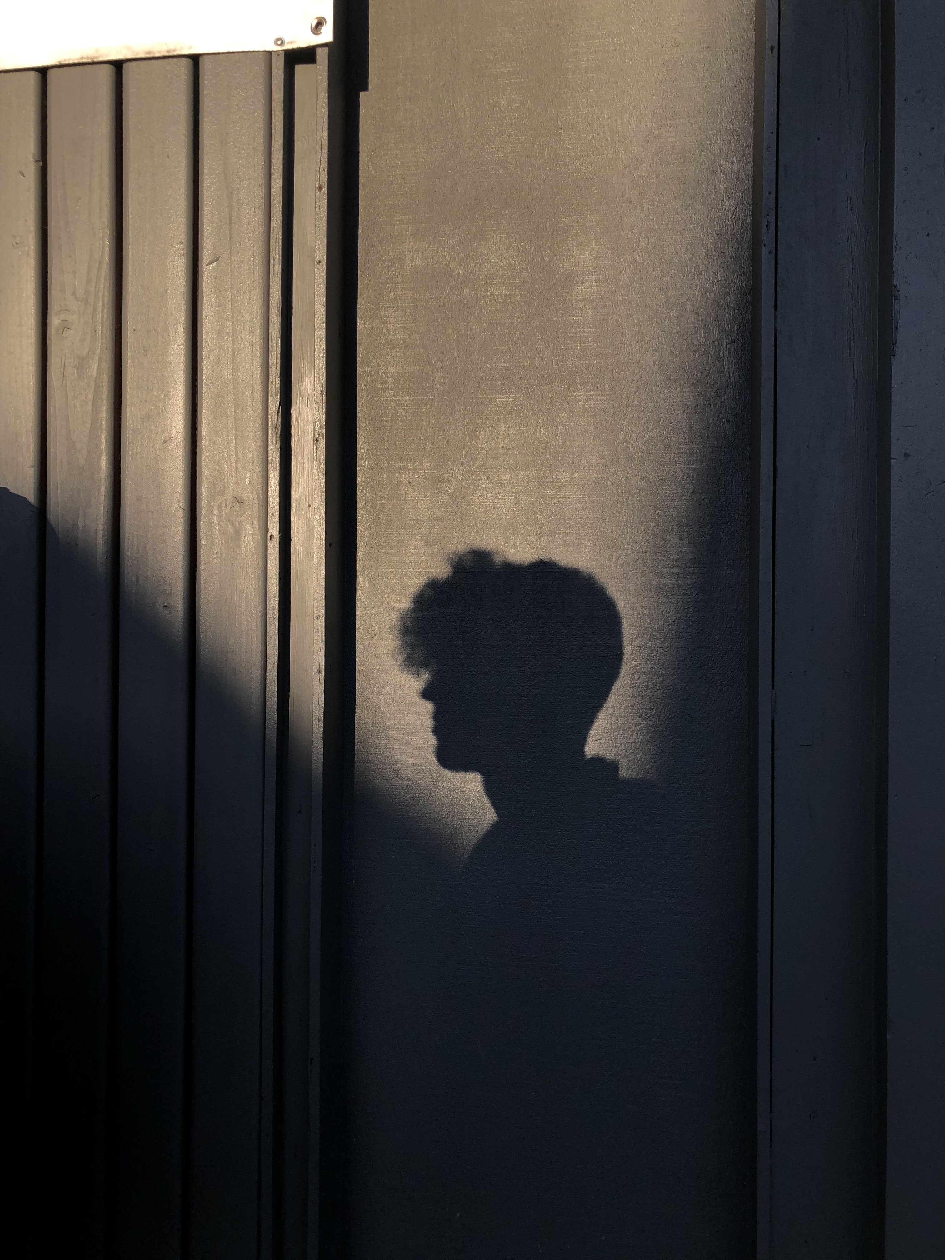 Aesthetic Shadow Picture Boy Wallpaper